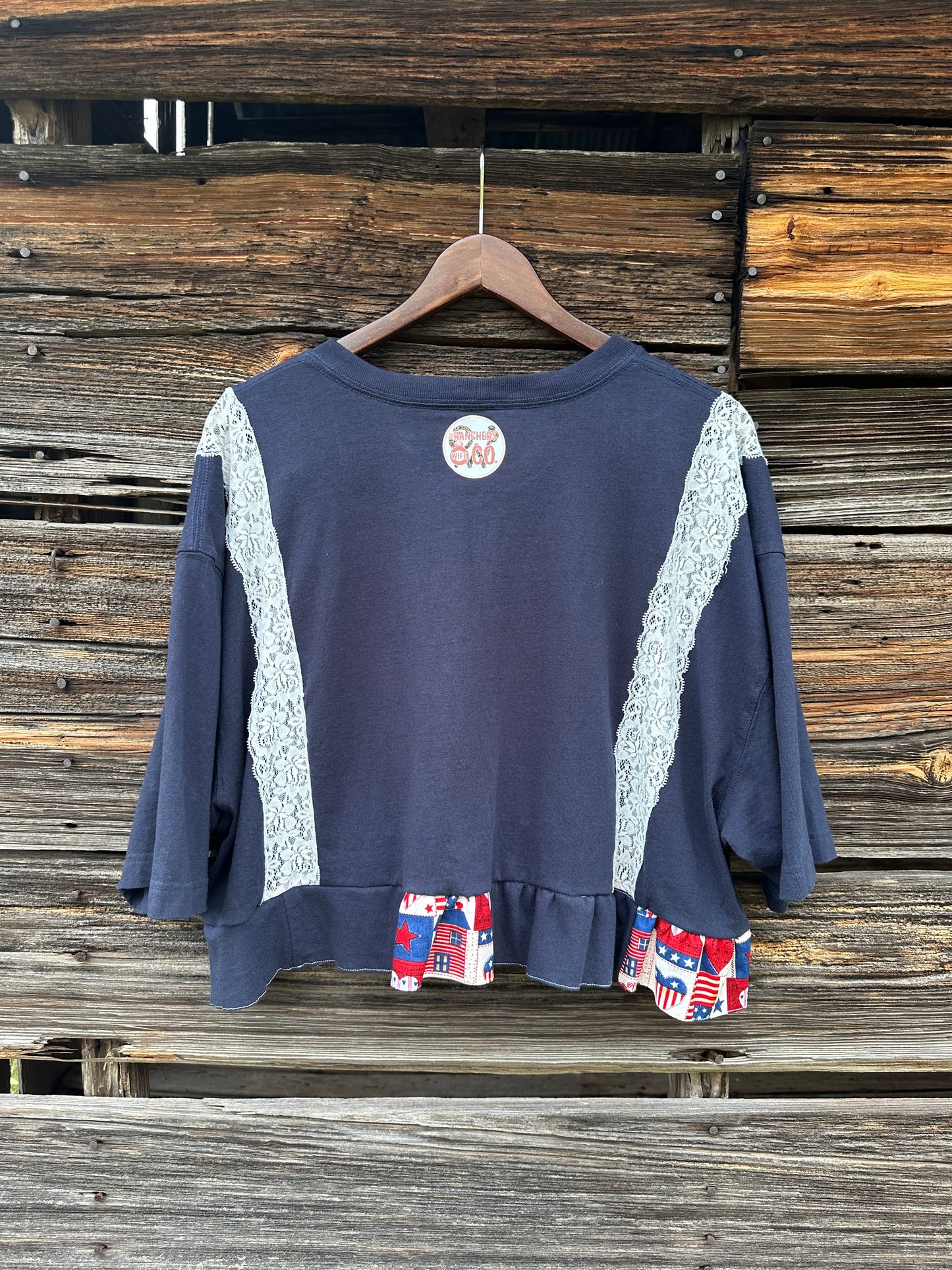 RED, WHITE & LACE CROPPED REWORK