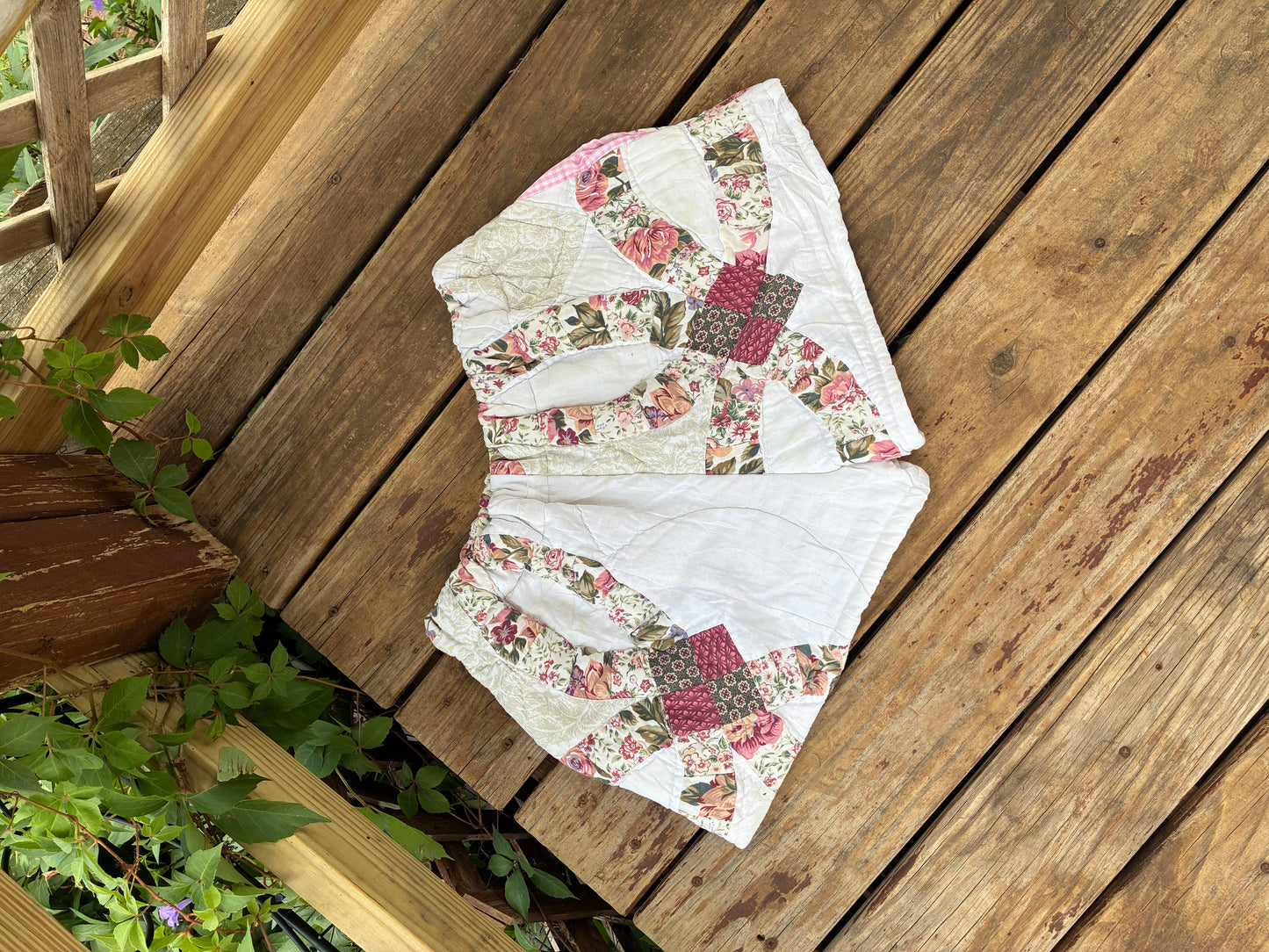 Summer Roses Shorties (L/XL)