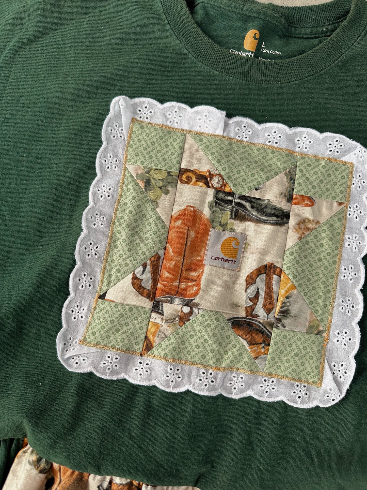 Quilted boot Sawtooth star tee (L)