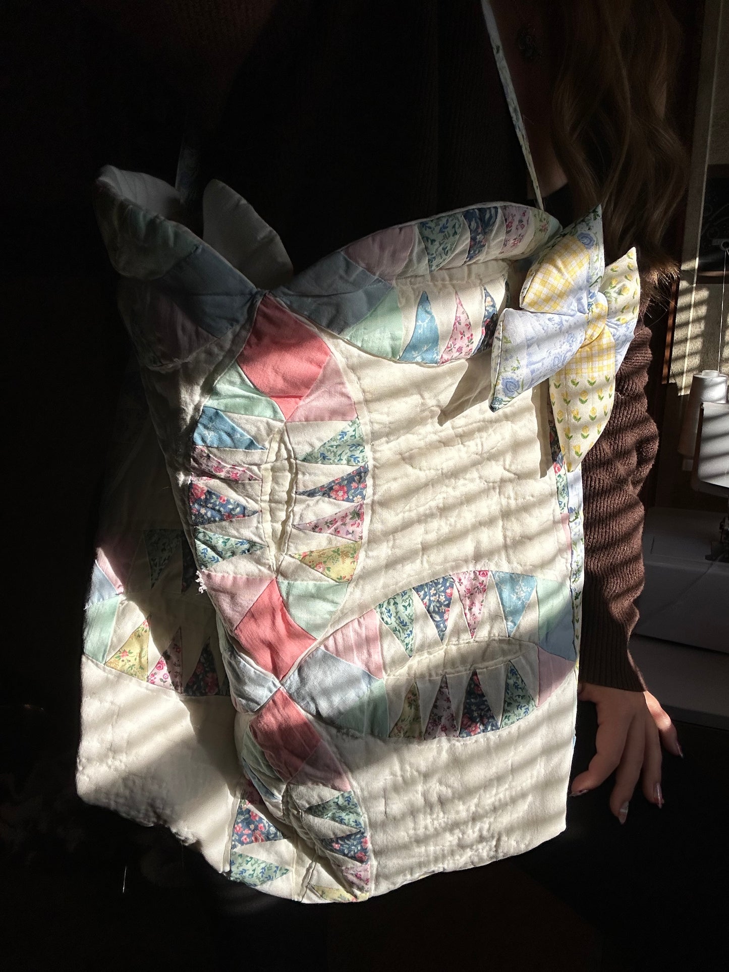 Scalloped edge quilted Tote