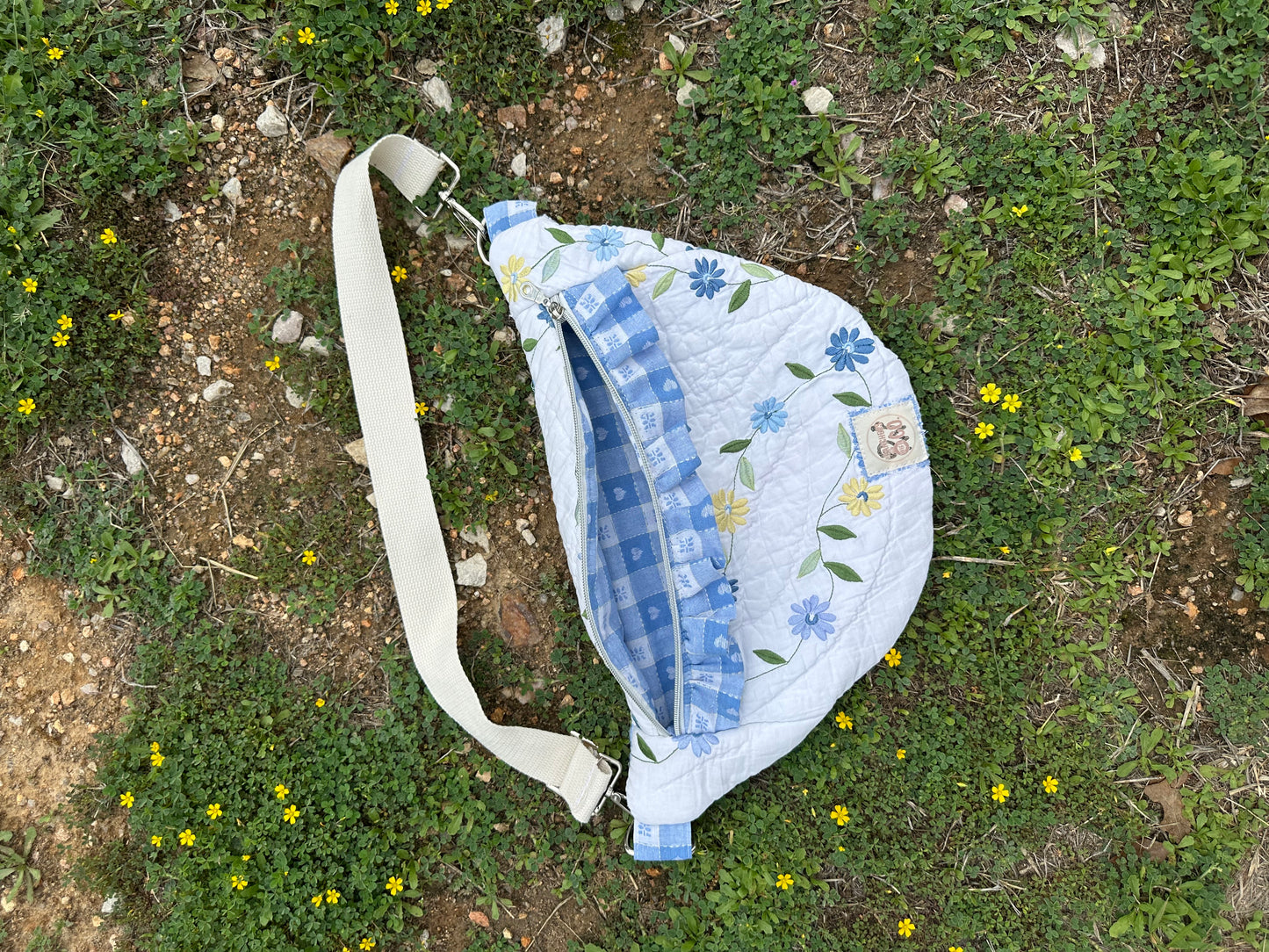 Spring Showers Fanny 💐🌧️