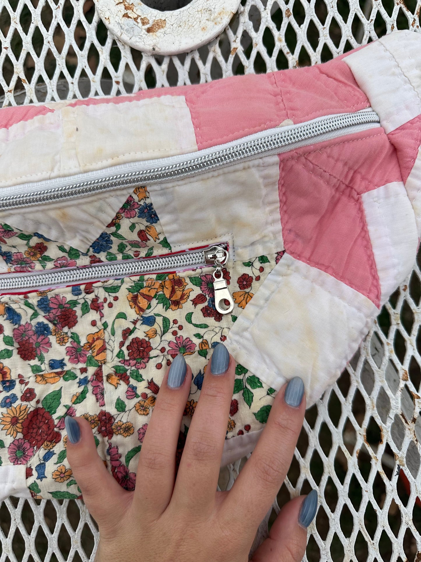 Floral Star Fanny (DISCOLORED)