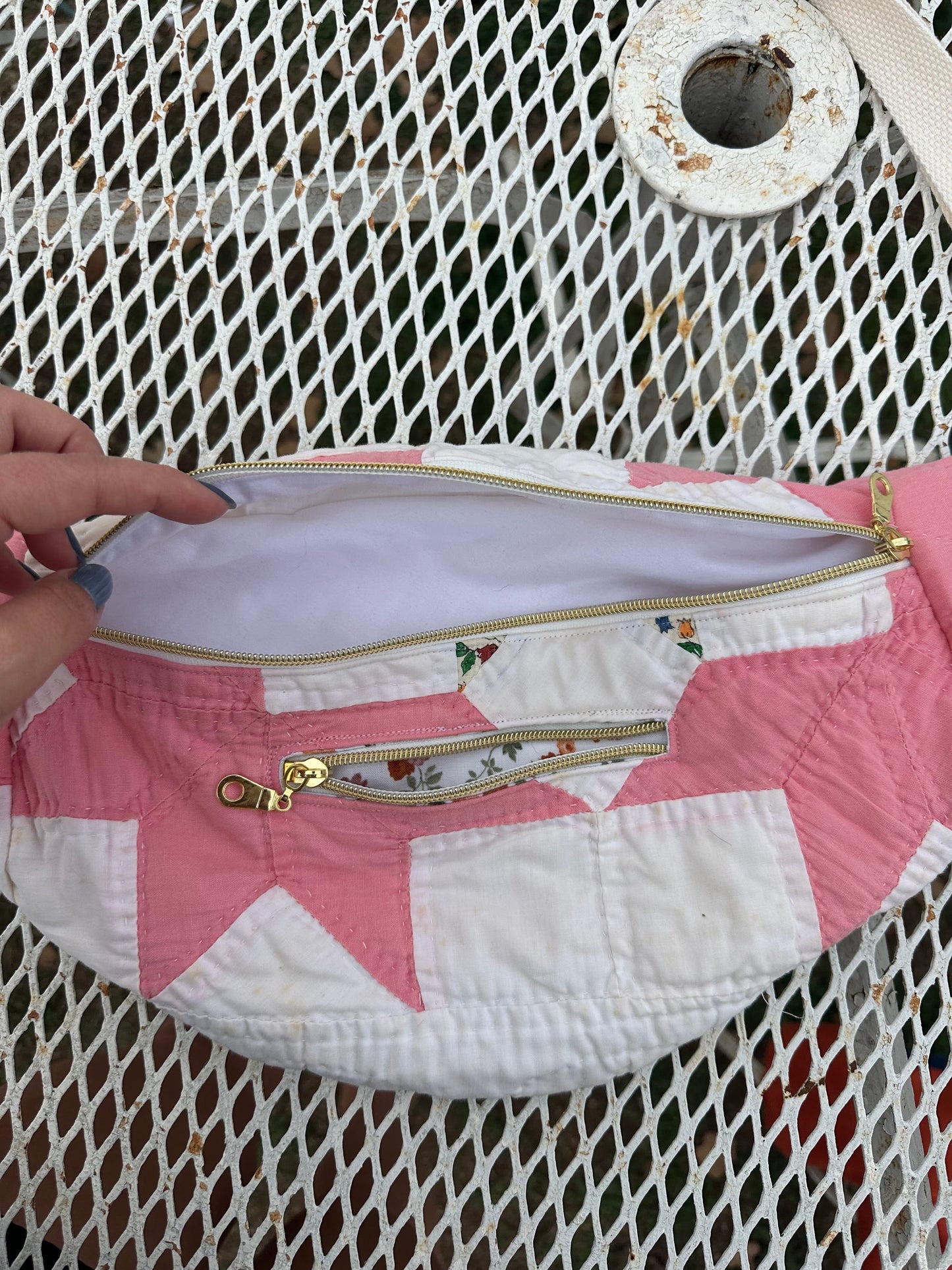 Pink Gold Zipper Fanny