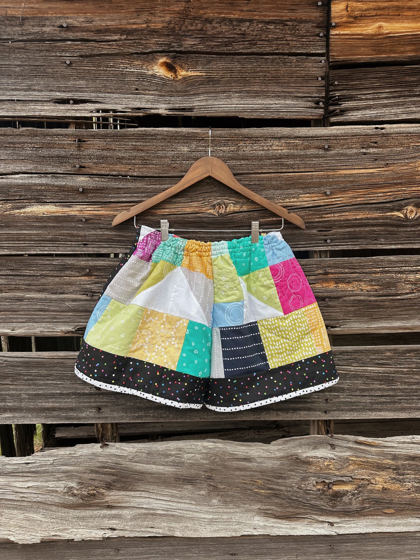 END OF THE RAINBOW 🌈 QUILTED SHORTS (L)