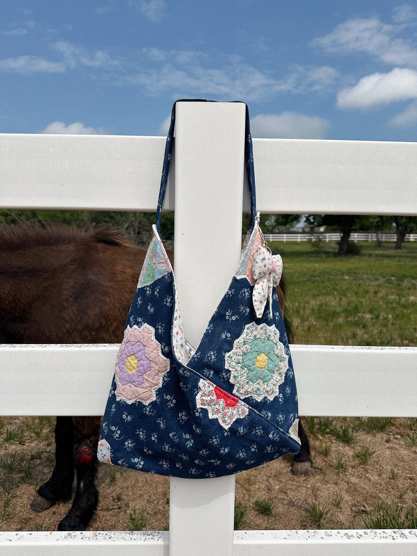 PETAL AND PATCH HOWDY HIPPIE BAG 🌷🪡