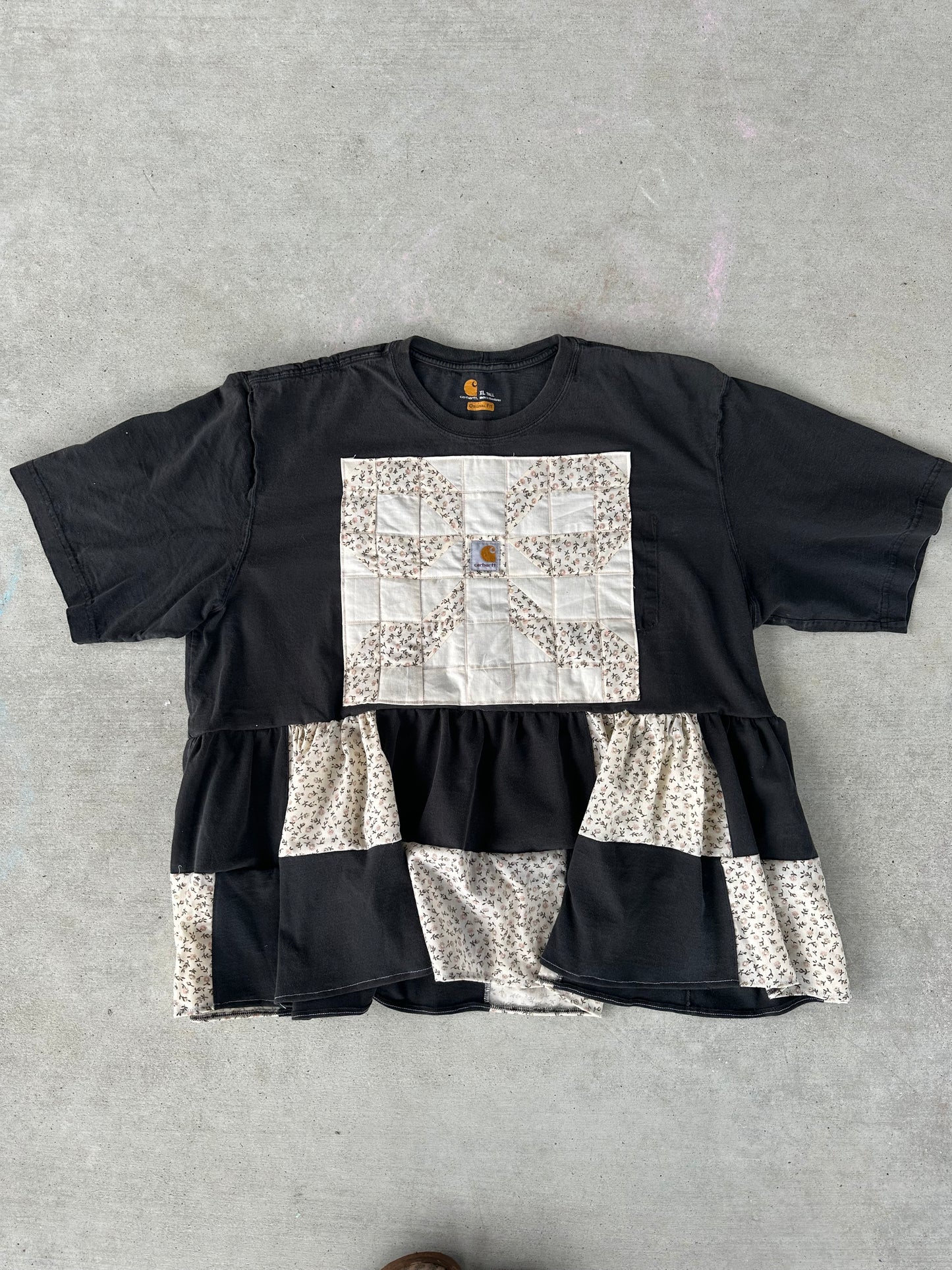 Quilted Bow Tee (XL)