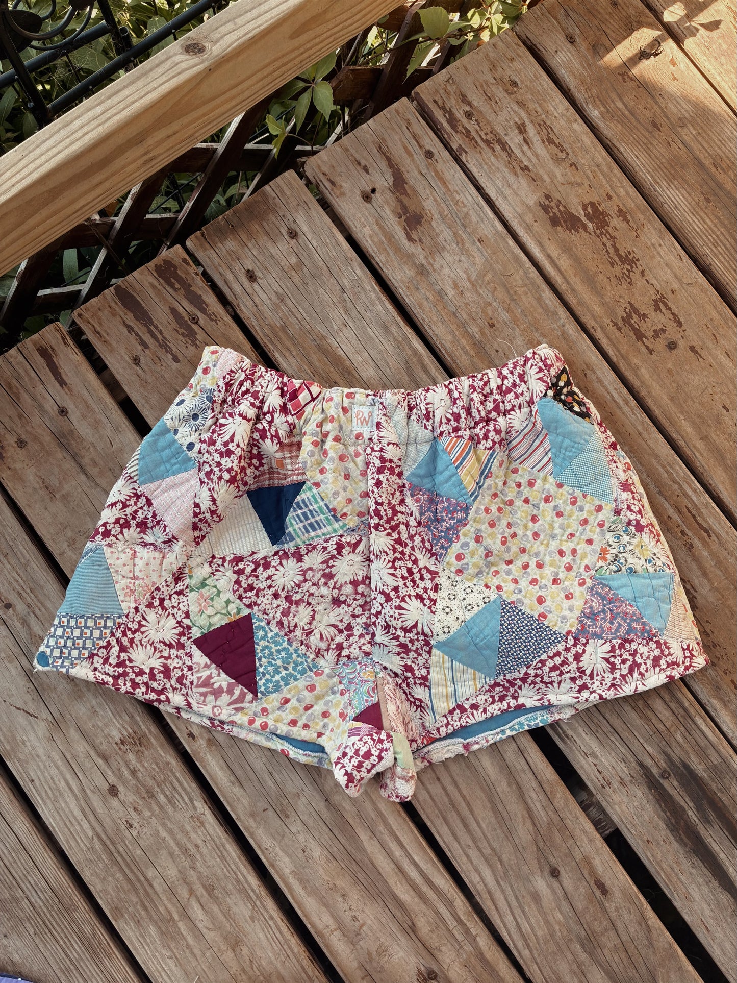 Patchwork shorties 🪡 (L)