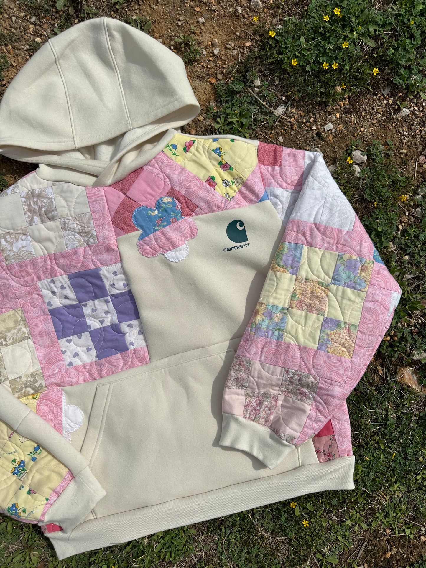 Millie Mae Quilted Hoodie 🎀💐 (L)