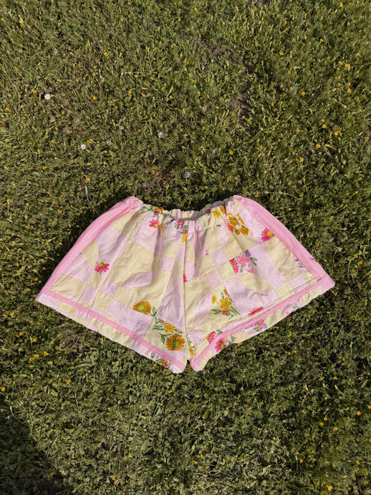 🌼🌸 Pink lemonade Shorts (M/L)