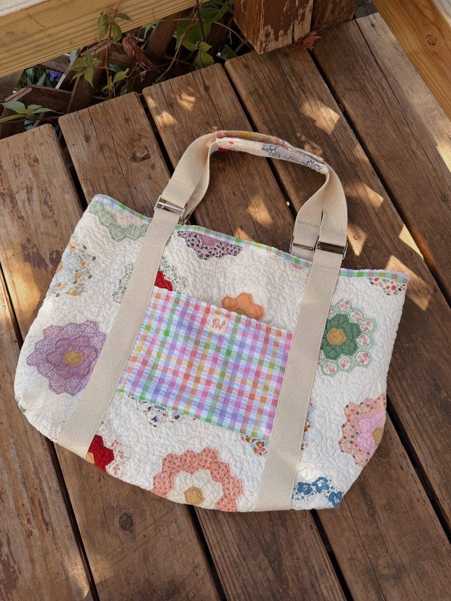 DAISY LANE TOTE 🌸