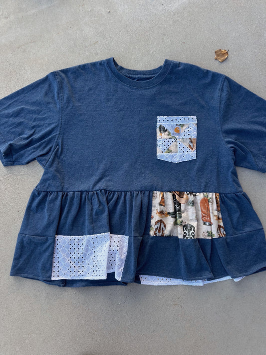 Eyelet boot tee (XL)