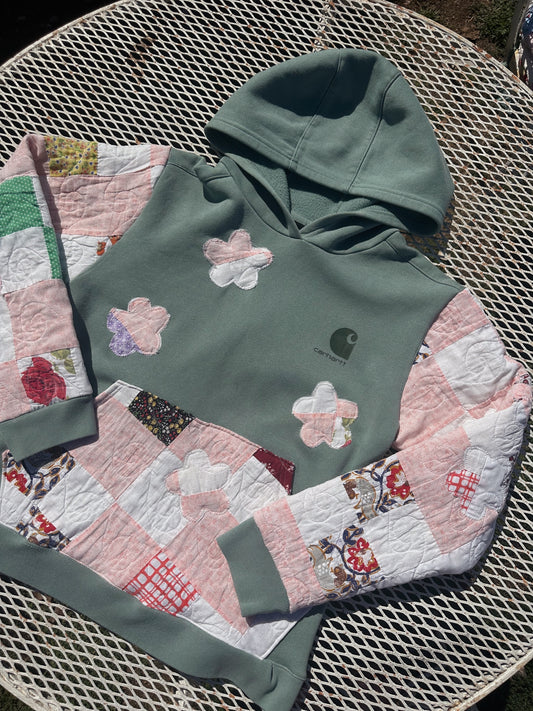 DAISY CARHARTT HOODIE (LARGE WOMANS)