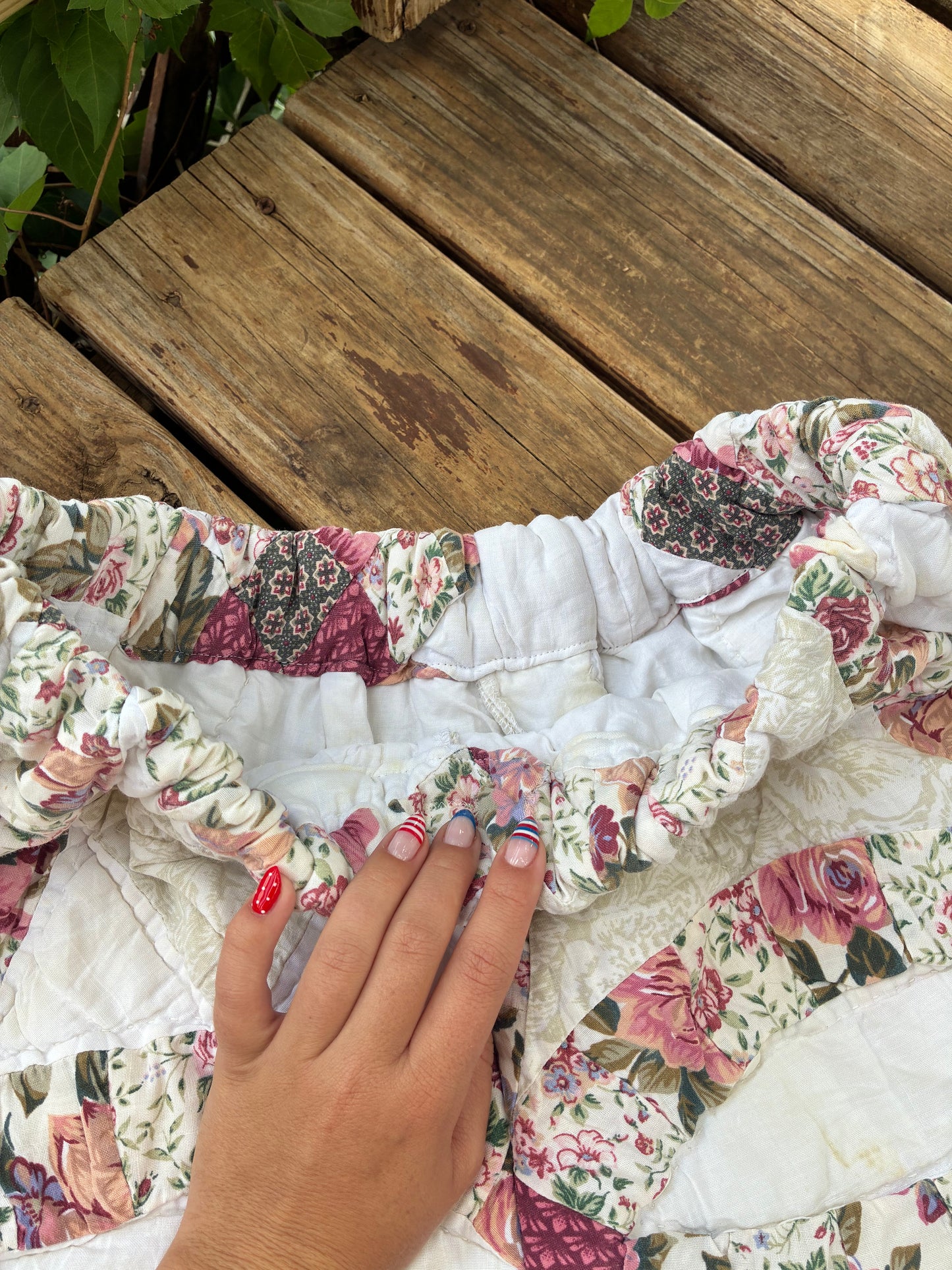 Summer Roses Shorties (L/XL)