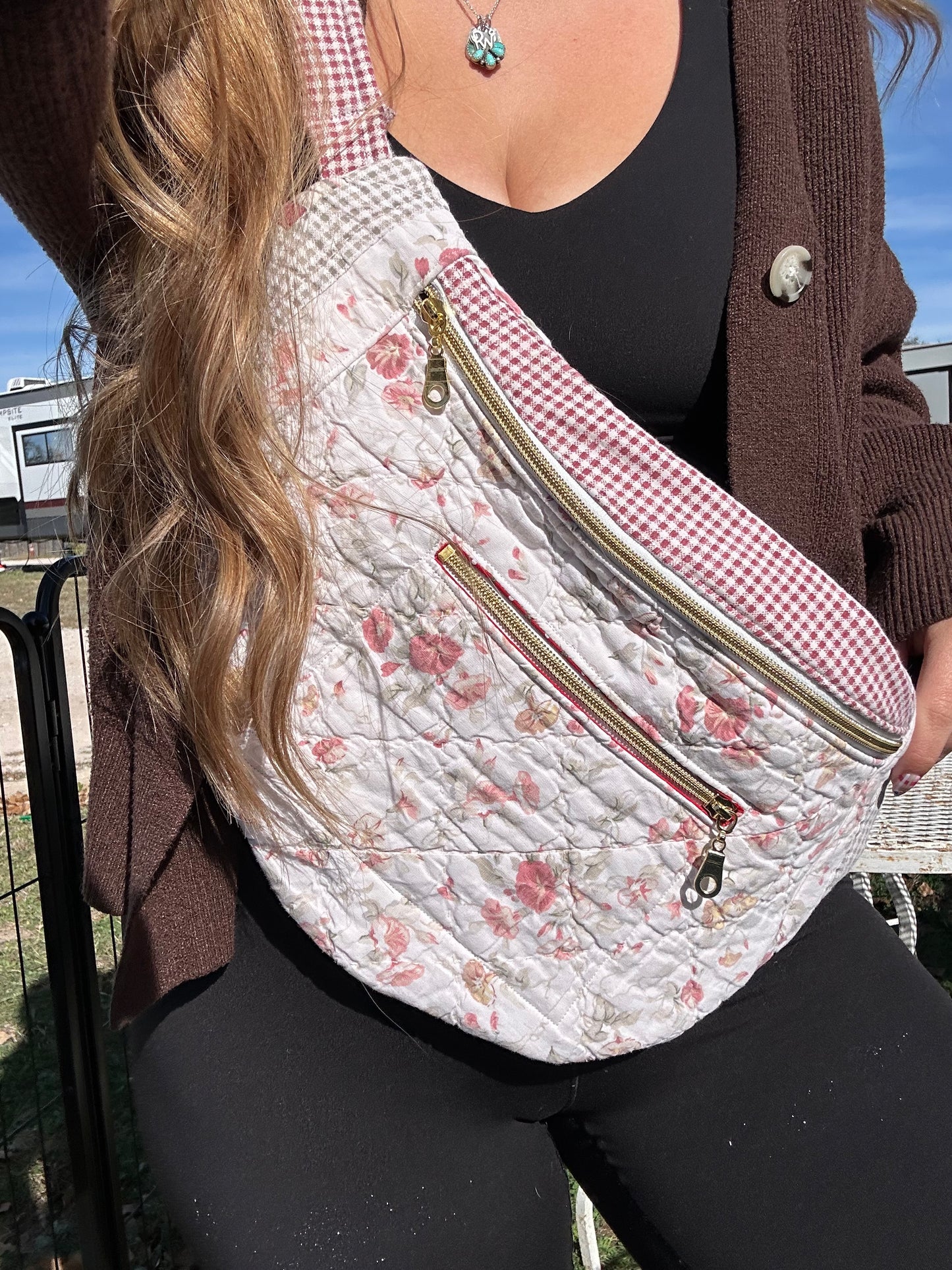 Gingham Floral Bum bag (3)