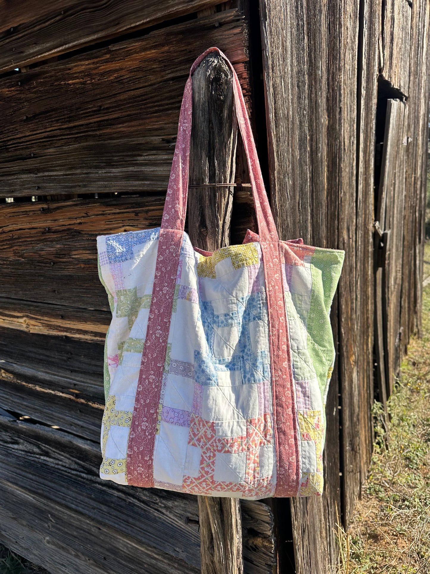 QUILTED TOTE (2)