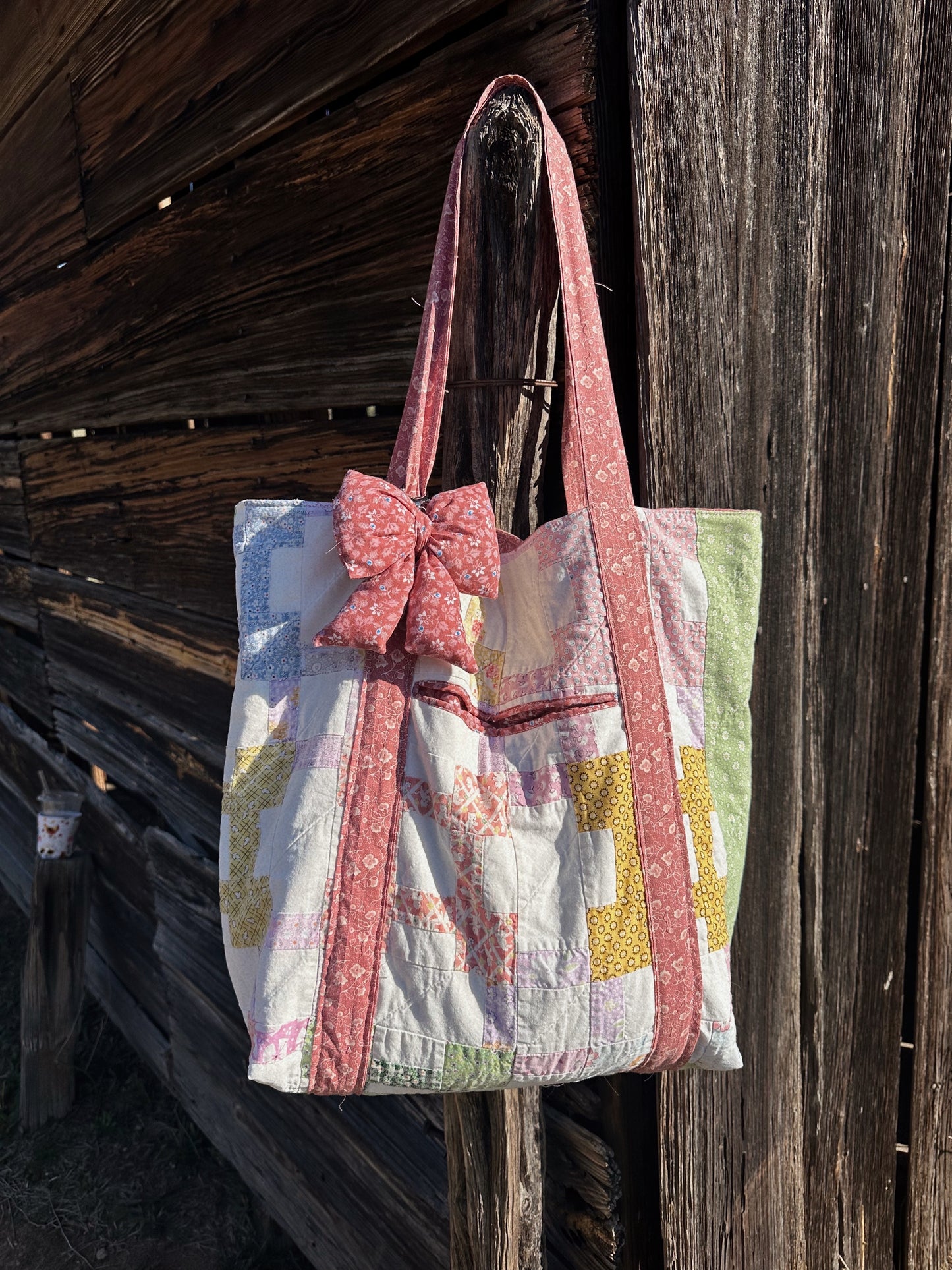 QUILTED TOTE (2)
