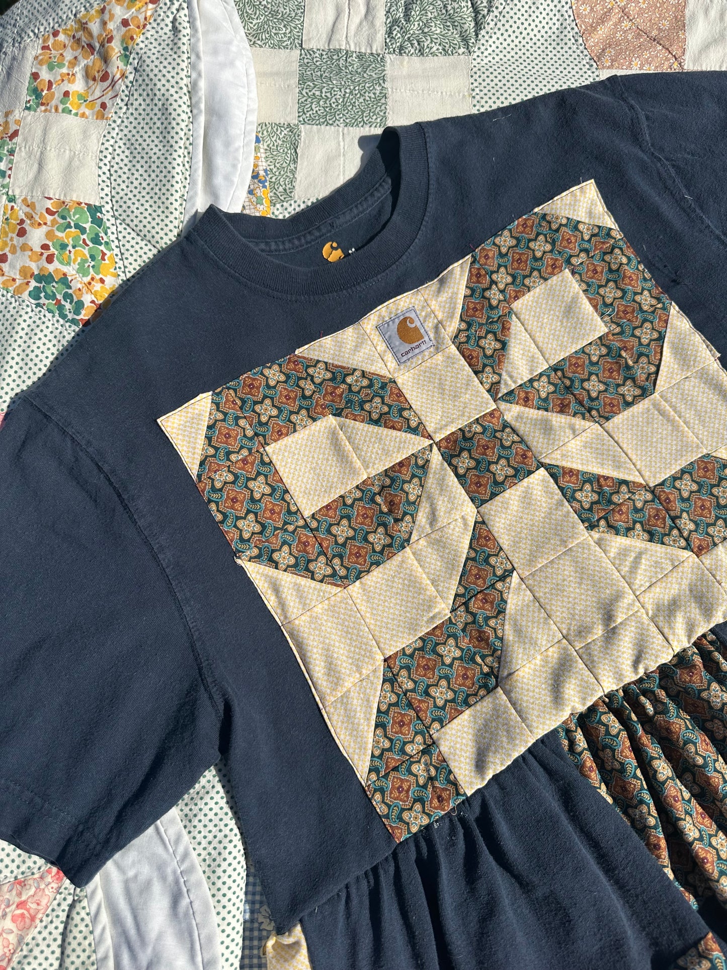 PAISLY BOW REWORK (M)