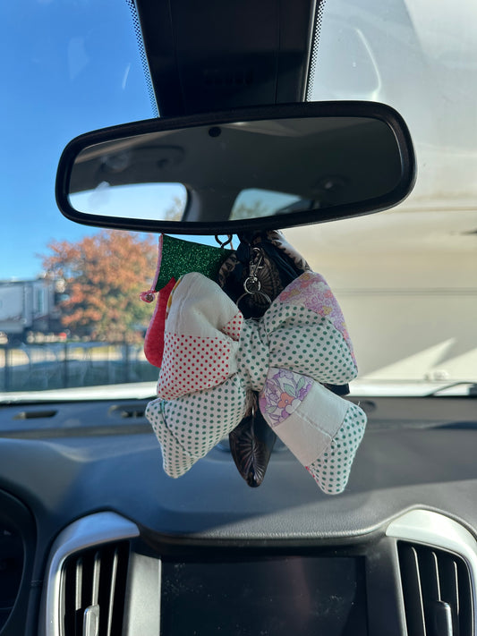 QUILTED BOW KEYCHAIN