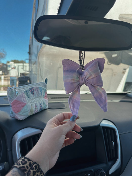 Pastel bow keychain
