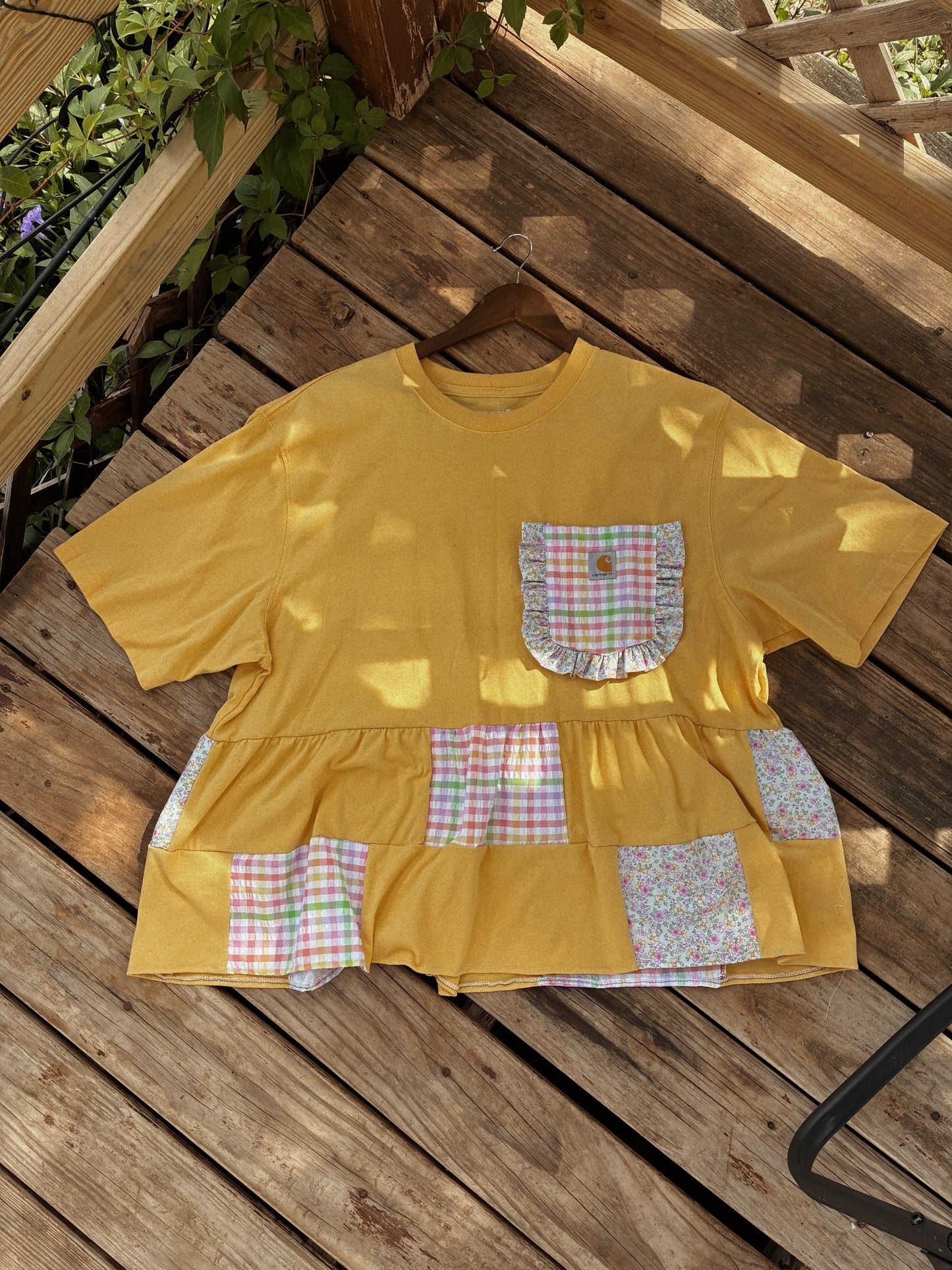 Sunshine Carhartt tee (XL)