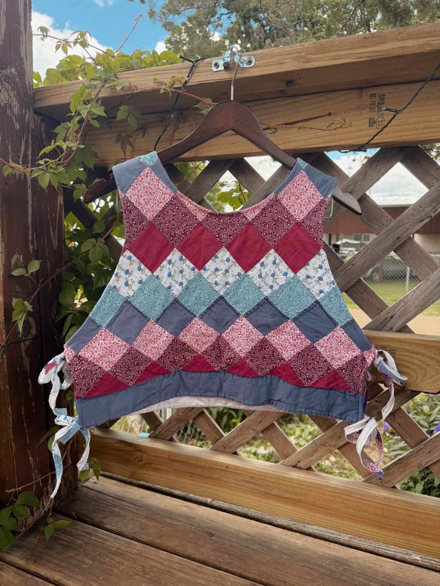 Memory Lane Tie Tank (L) ❤️