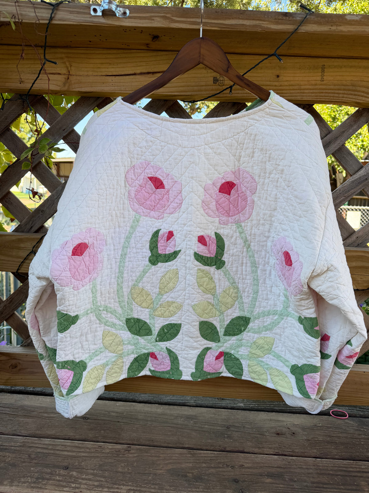September Flowers 🌷 Quilted Cardigan (L)