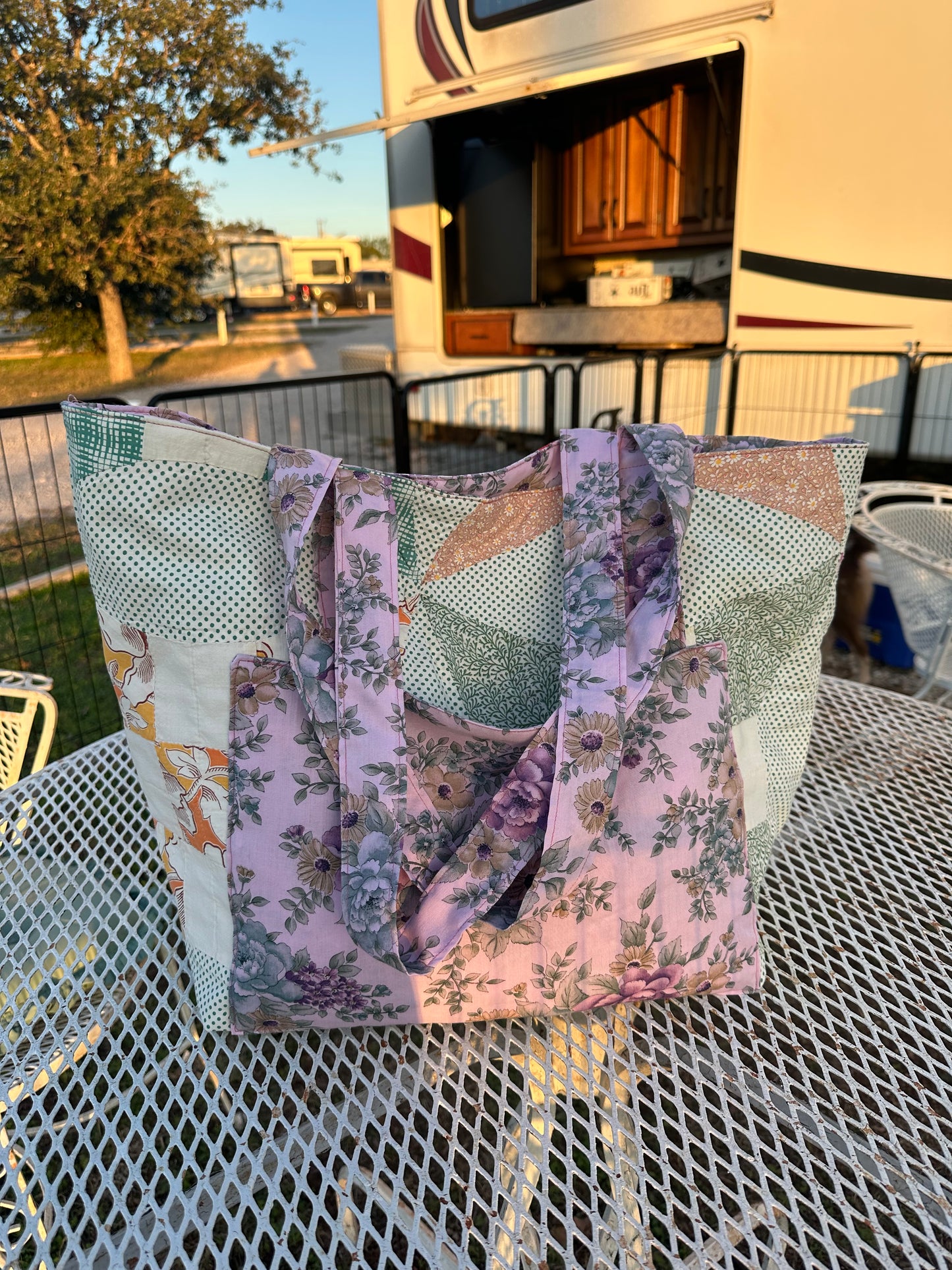 PURPLE FLORAL WIVES EVERYTHING TOTE