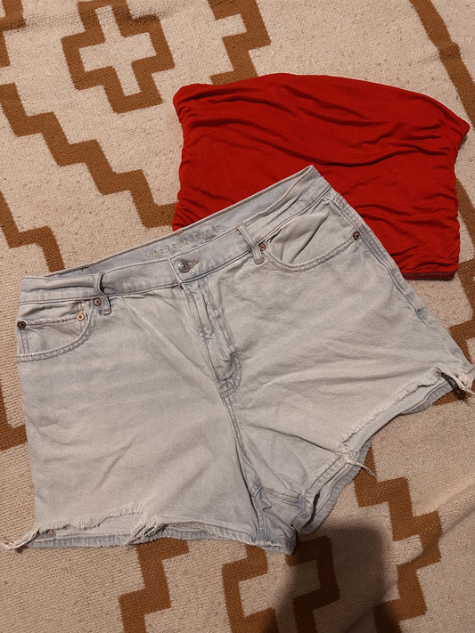 AMERICAN EAGLE JEAN SHORTS