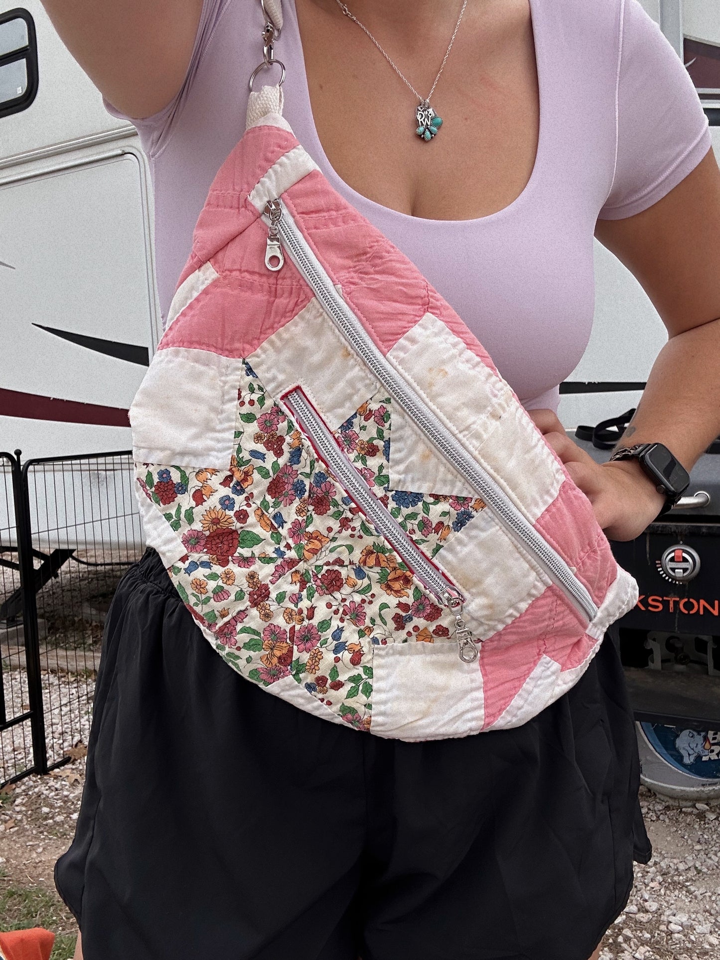 Floral Star Fanny (DISCOLORED)