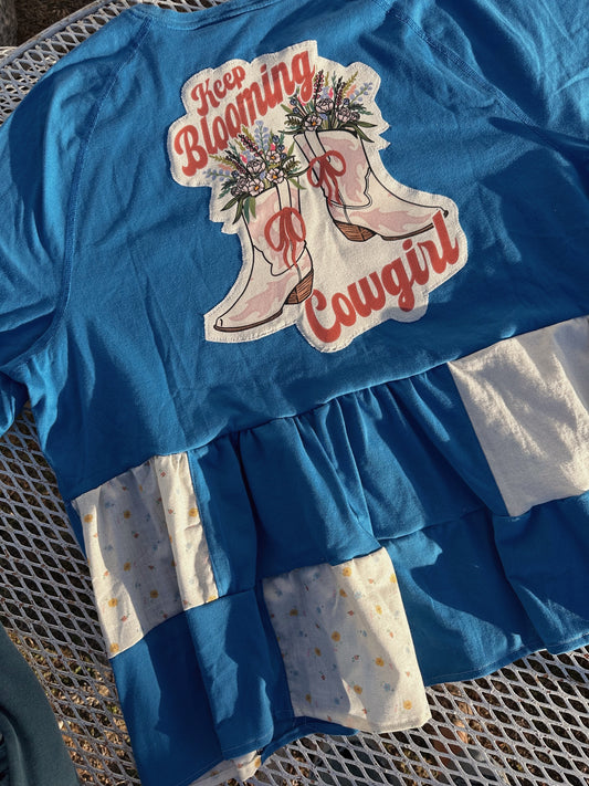 BLUE-ming Cowgirl Rework (XL)