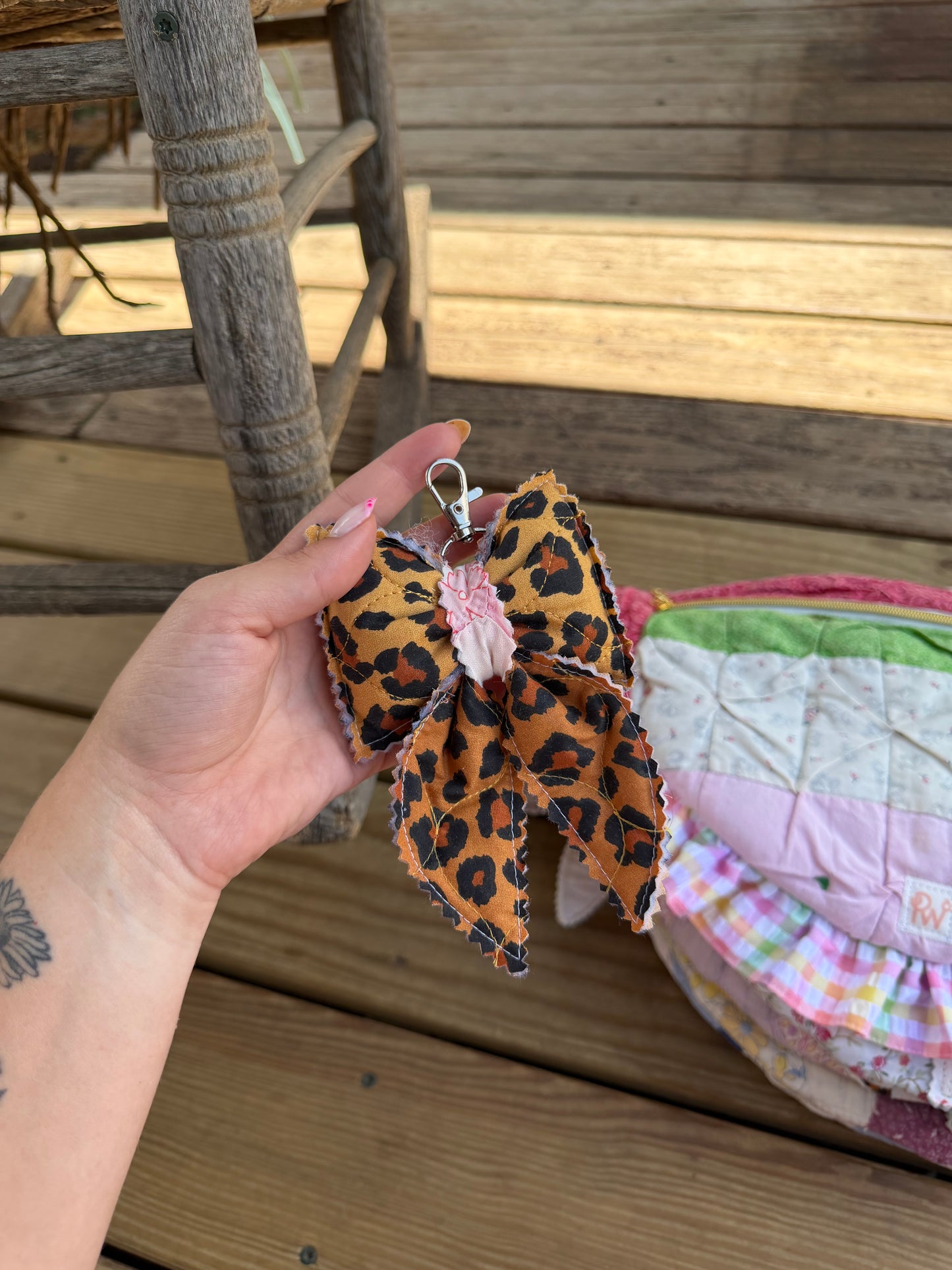 CHEETAH  BOWCHARM