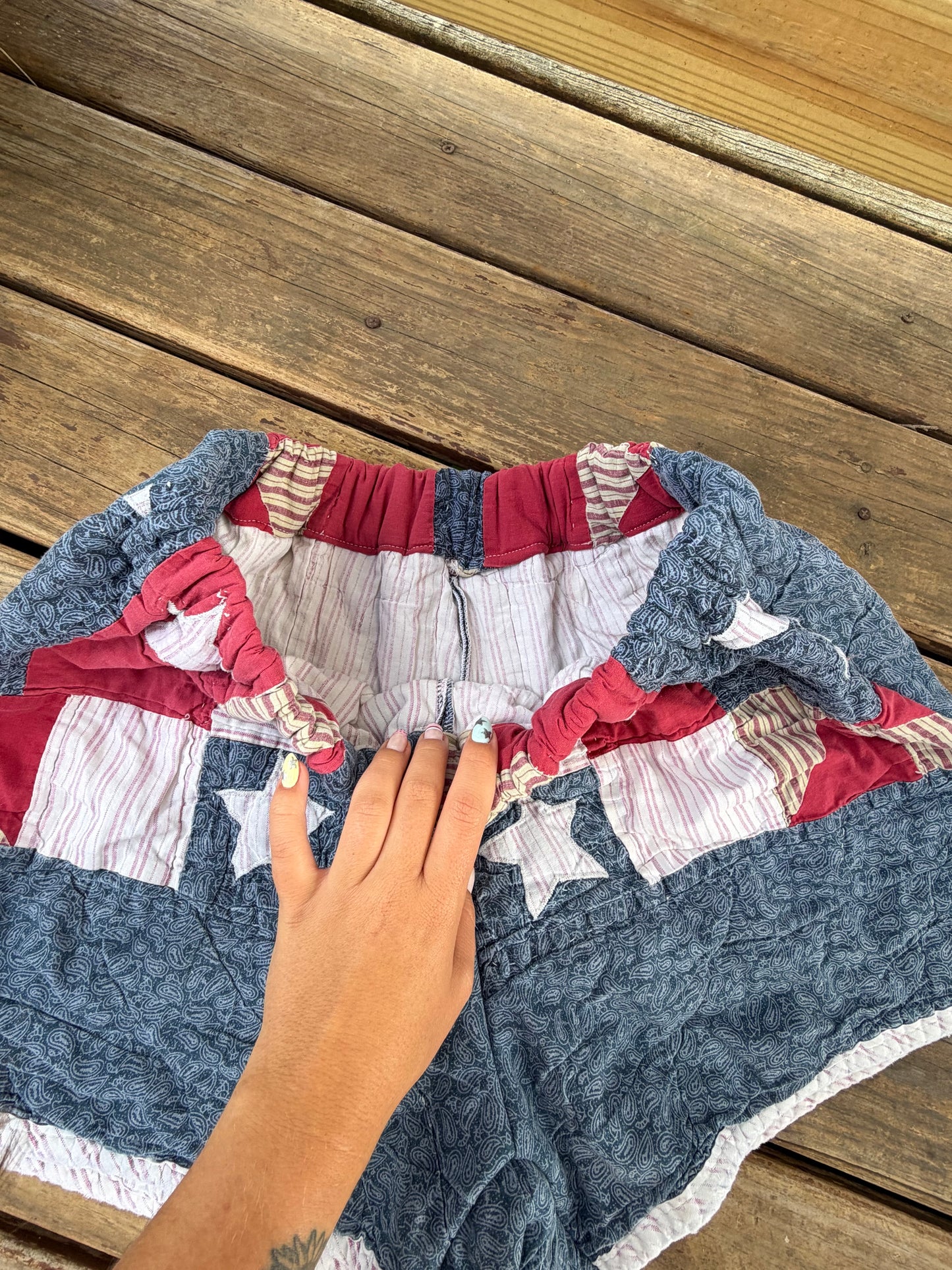 AMERICANA SHORTIES 🇺🇸 (M-L)