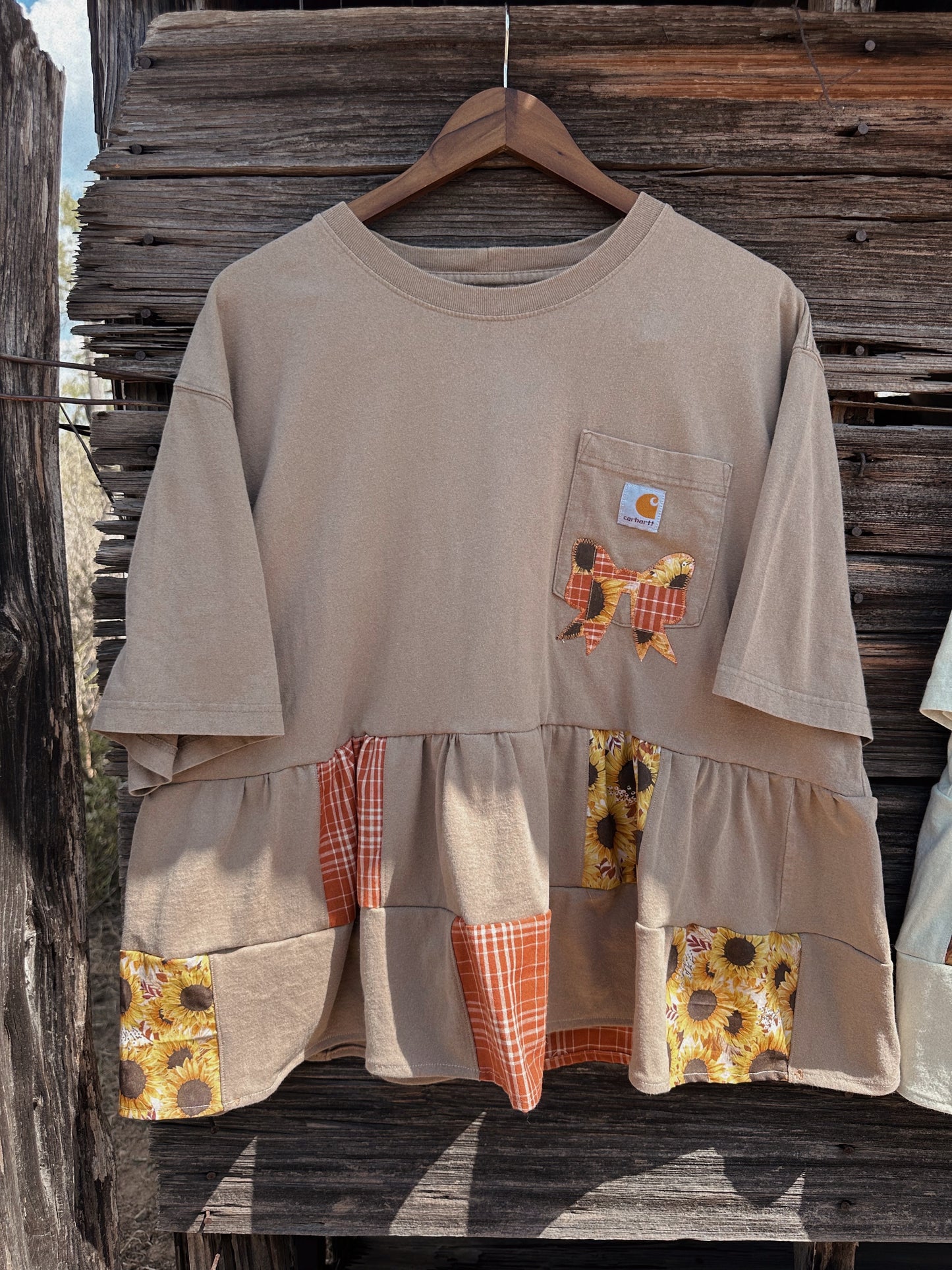 SUNFLOWER QUILTED BOW REWORK (XL)