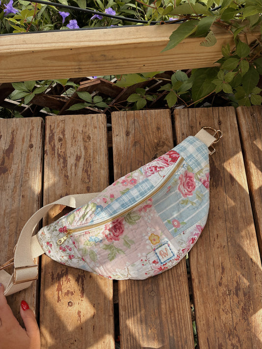 Shoreline mini Fanny