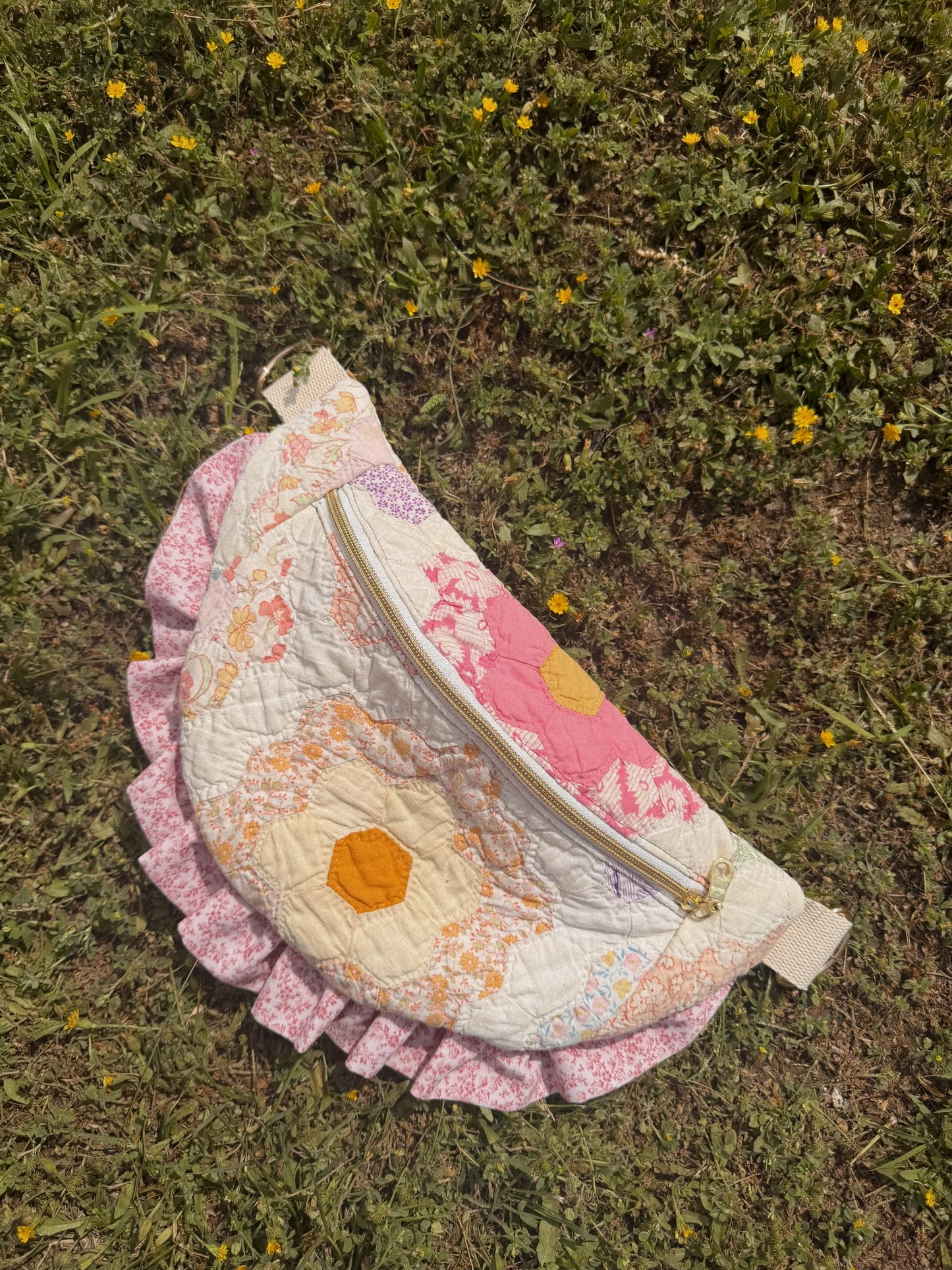 Mini Garden Fanny